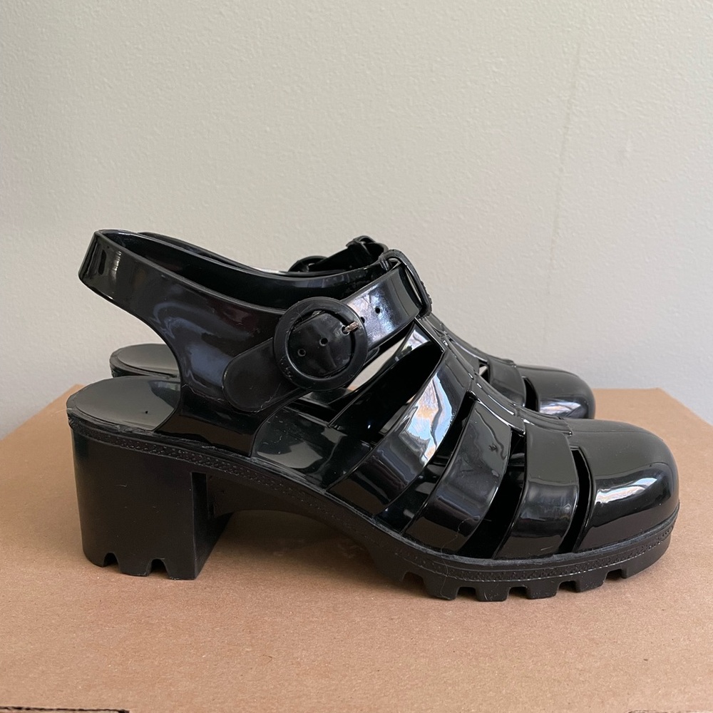 American Apparel Heeled Black Fisherman Jelly Shoes (Size 7)